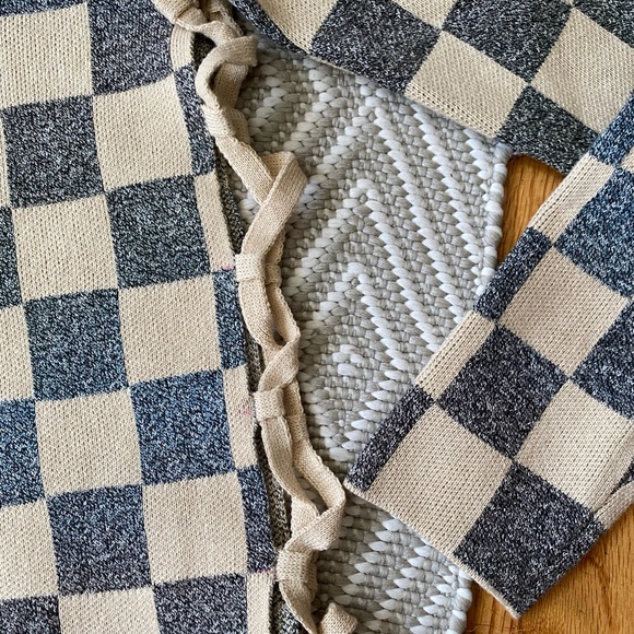 New Women’s plaid fringed pullover top, S/M - Picture 6 of 11